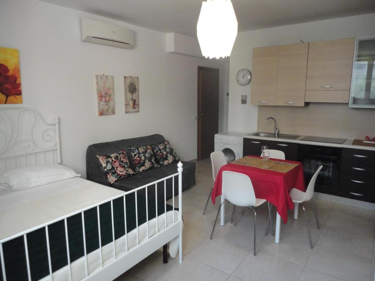 Rosalba Residence Bari Buitenkant foto
